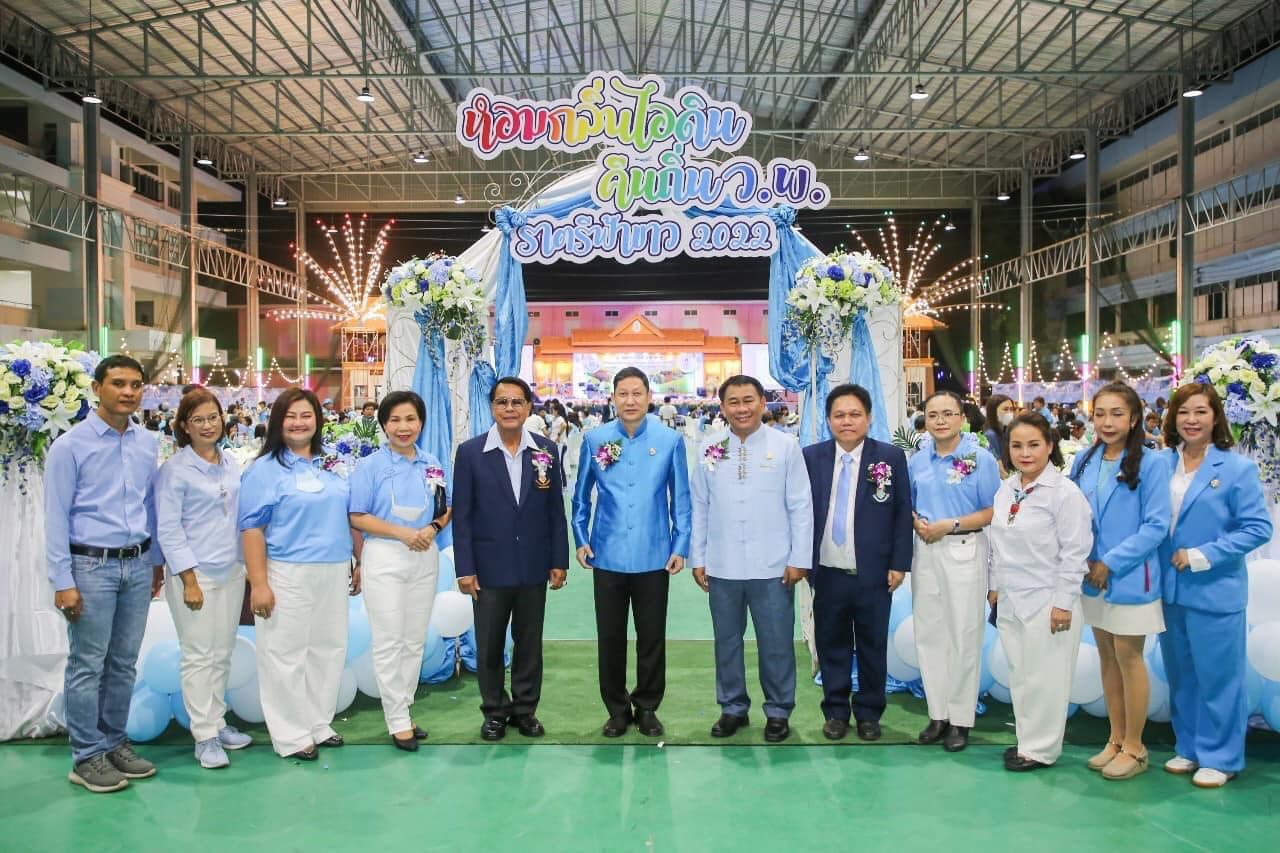 งาน “ราตรีฟ้า-ขาว” ประจำปี 2565 ซึ่งจัดโดยสมาคมศิษย์เก่าวัฒโนทัยพายัพ uploads/2/2023-01/320576831_513040810800510_4627267520465755083_n.jpg