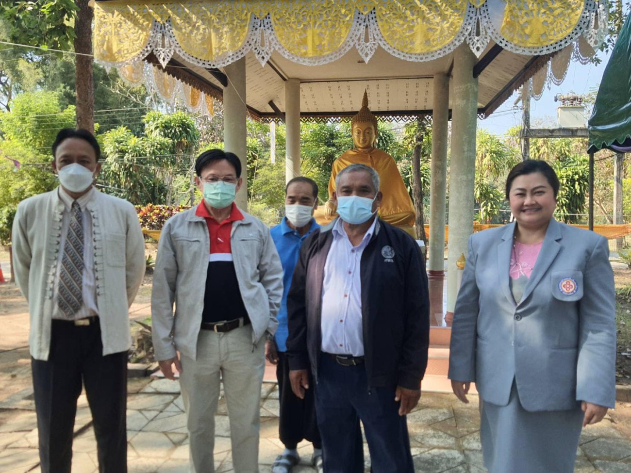 ร่วมพิธีทำบุญสืบชะตาเนื่องในวันครบรอบ 43 ปี แห่งการสถาปนา โรงเรียนสันป่ายาง สหวิทยาเขตดอยม่อนแจ่ม สังกัดสำนักงานเขตพื้นที่การศึกษามัธยมศึกษาเชียงใหม่อำเภอแม่แตง จังหวัดเชียงใหม่ uploads/2/2023-01/326161239_709740077418423_972132123680755157_n.jpg