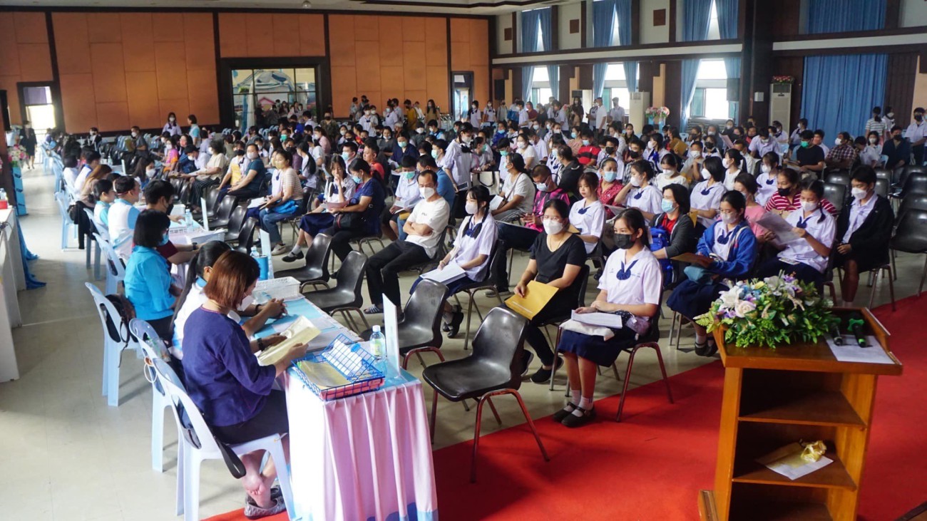 รับมอบตัวนักเรียนชั้นมัธยมศึกษาปีที่ 4 ปีการศึกษา 2566 พร้อมเตรียมความพร้อมในการเป็นนักเรียนโรงเรียนวัฒโนทัยพายัพ uploads/2/2023-04/338971539_1358761951572511_1358288841229061740_n.jpg