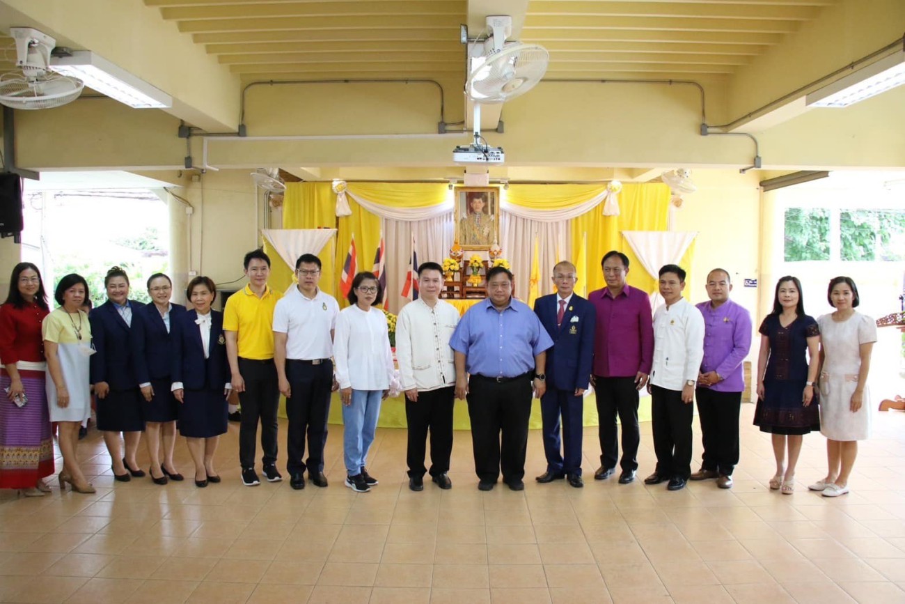ร่วมพิธีเปิดงานศูนย์ฝึกอาชีพ สำหรับนักเรียนที่มีความบกพร่องทางการมองเห็น uploads/2/2023-07/358136765_598382715760632_417319070433147404_n.jpg
