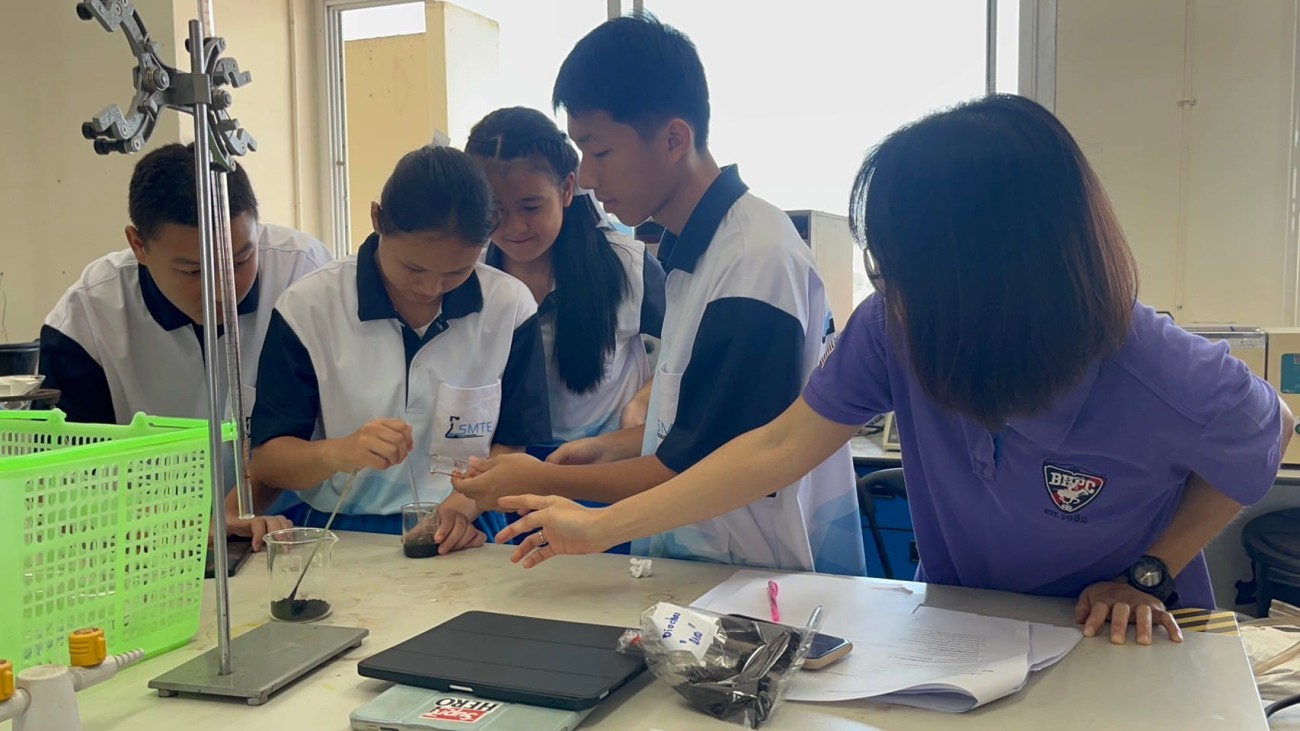 เข้าร่วมกิจกรรมการอบรมเชิงปฏิบัติการ “การสร้างแนวความคิดและการสร้างทักษะการออกแบบการวิจัยและการประยุกต์ใช้เทคนิคการวิเคราะห์ทดสอบขั้นสูงเพื่อการพัฒนานวัตกรรม” uploads/2/2023-11/402302796_122114469500089568_4158221157500480928_n.jpg