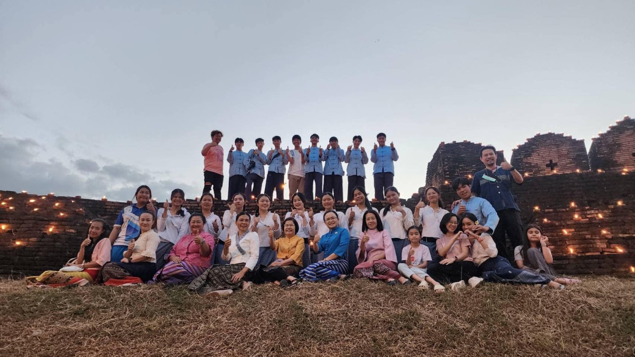 ร่วมสืบสานวัฒนธรรมล้านนา ประ่เพณี”ยี่เป็ง“และประเพณี “ต๋ามผางปะตี๊ดส่องฟ้าฮักษาเมือง“ uploads/2/2023-12/406045193_122117506982089568_3790534420967006410_n.jpg