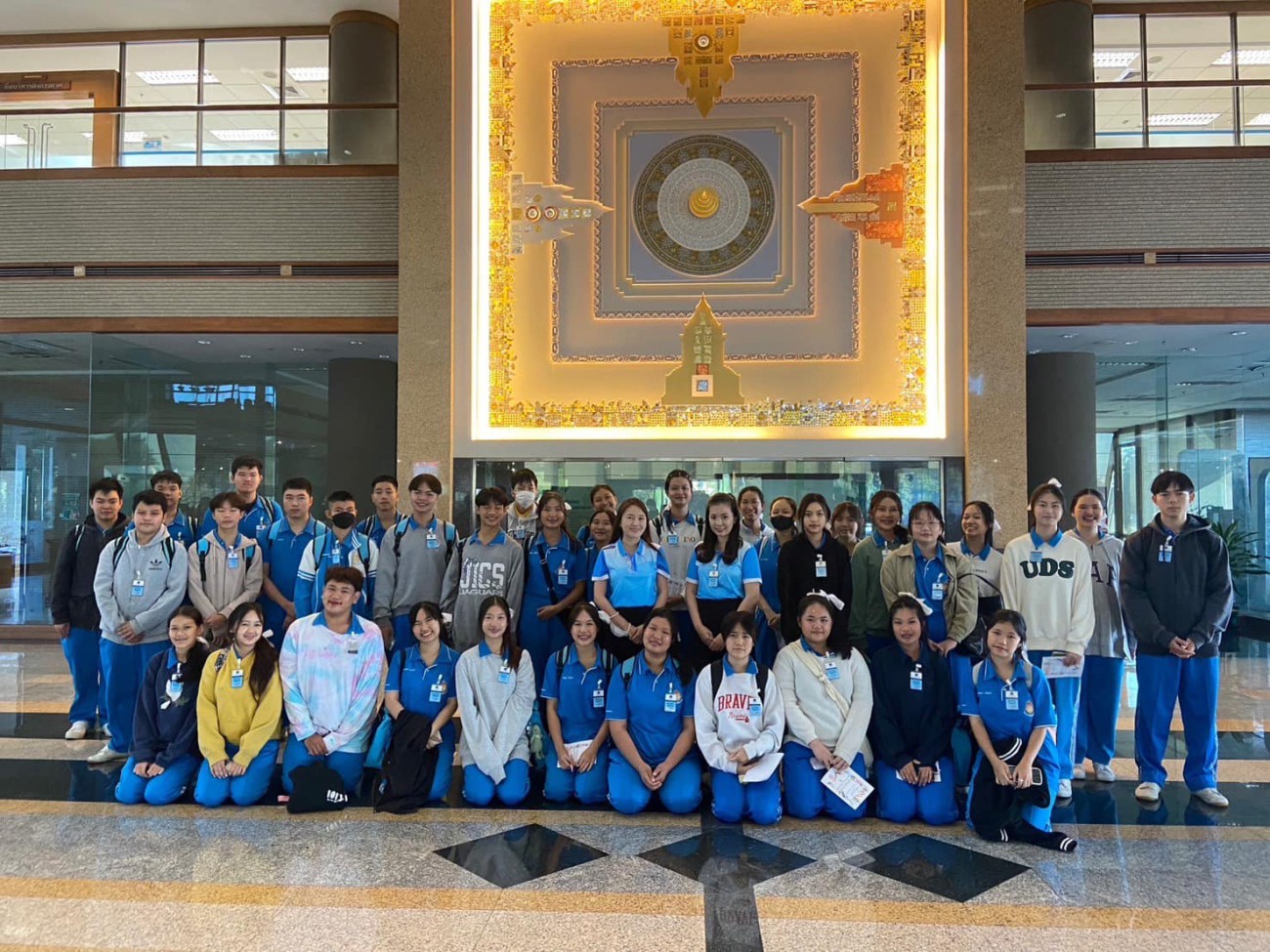 ทัศนศึกษาแหล่งเรียนรู้นอกห้องเรียน ณ ธนาคารแห่งประเทศไทย สำนักงานภาคเหนือ และ พิพิธภัณฑ์ธนารักษ์ จังหวัดเชียงใหม่ uploads/2/2023-12/406075184_122118345710089568_5956311673476223239_n.jpg