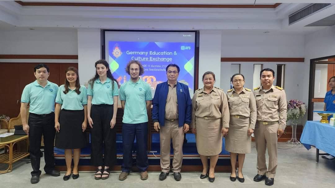 กิจกรรมแนะแนวการศึกษาต่อต่างประเทศ และกิจกรรมแลกเปลี่ยนวัฒนธรรมระหว่างประเทศ uploads/2/2024-01/410955933_122122886534089568_6629370154705335120_n.jpg