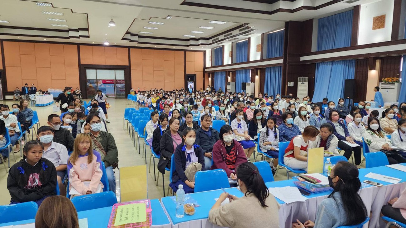 การรับรายงานตัวและมอบตัวนักเรียน เพื่อเข้าศึกษาต่อในระดับชั้นมัธยมศึกษาปีที่ 1 และปีที่ 4 โรงเรียนวัฒโนทัยพายัพ ประจำปีการศึกษา 2567 ในรอบทุนพิเศษโครงการทุนเพชรพระศรีฯ โครงการทุนเด็กดีศรีวัฒโนทัยและโค uploads/2/2024-01/412887917_122123774858089568_6624403040305443347_n.jpg