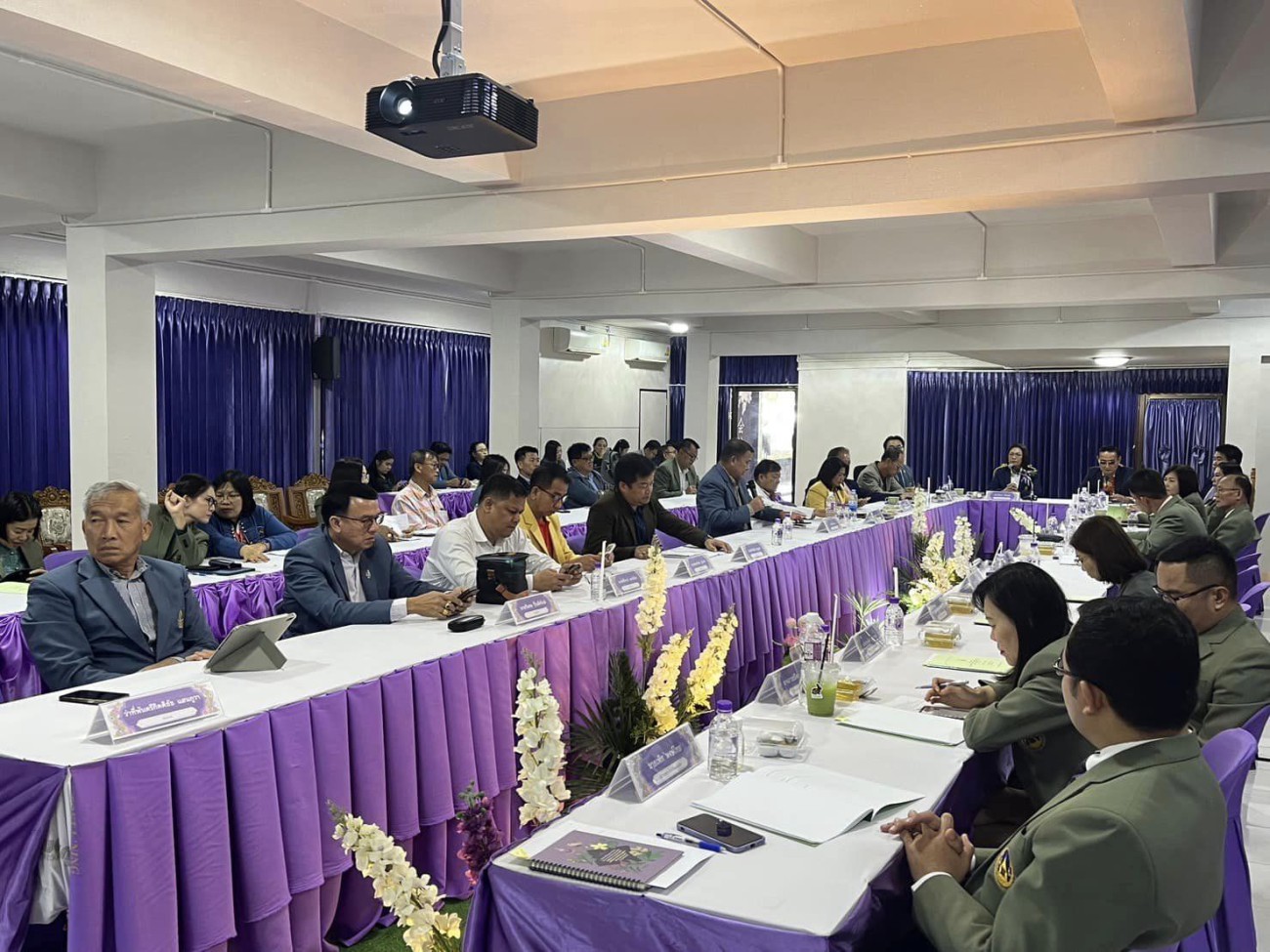 ประชุมสัมมนาเสริมสร้างประสิทธิภาพการบริหารจัดการศึกษาของผู้บริหารสถานศึกษา สัญจร ครั้งที่ 1/2567 uploads/2/2024-01/419229430_122128818080089568_140945886758041552_n.jpg