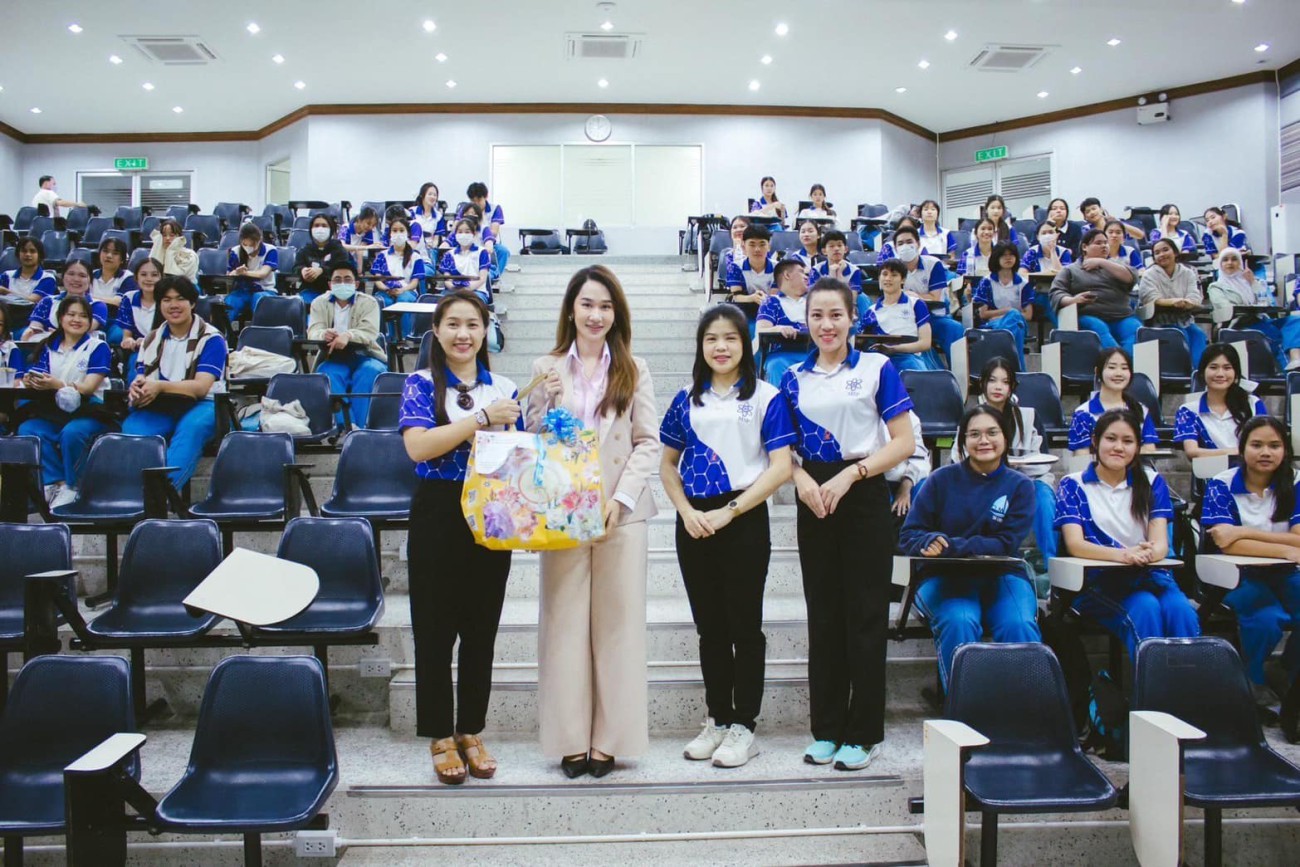 กิจกรรมศึกษาดูงานแหล่งเรียนรู้ทางการแพทย์ สำหรับนักเรียนห้องเรียนวิทยาศาสตร์การแพทย์ ระดับชั้นมัธยมศึกษาปีที่ 5 ณ คณะเทคนิคการแพทย์ และคณะเภสัชศาสตร์ มหาวิทยาลัยเชียงใหม่ uploads/2/2024-02/425341159_122134964282089568_8458609053063150958_n.jpg